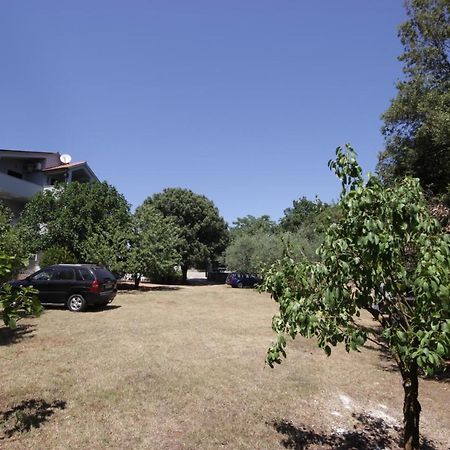 Apartments Smitran Banjole Εξωτερικό φωτογραφία