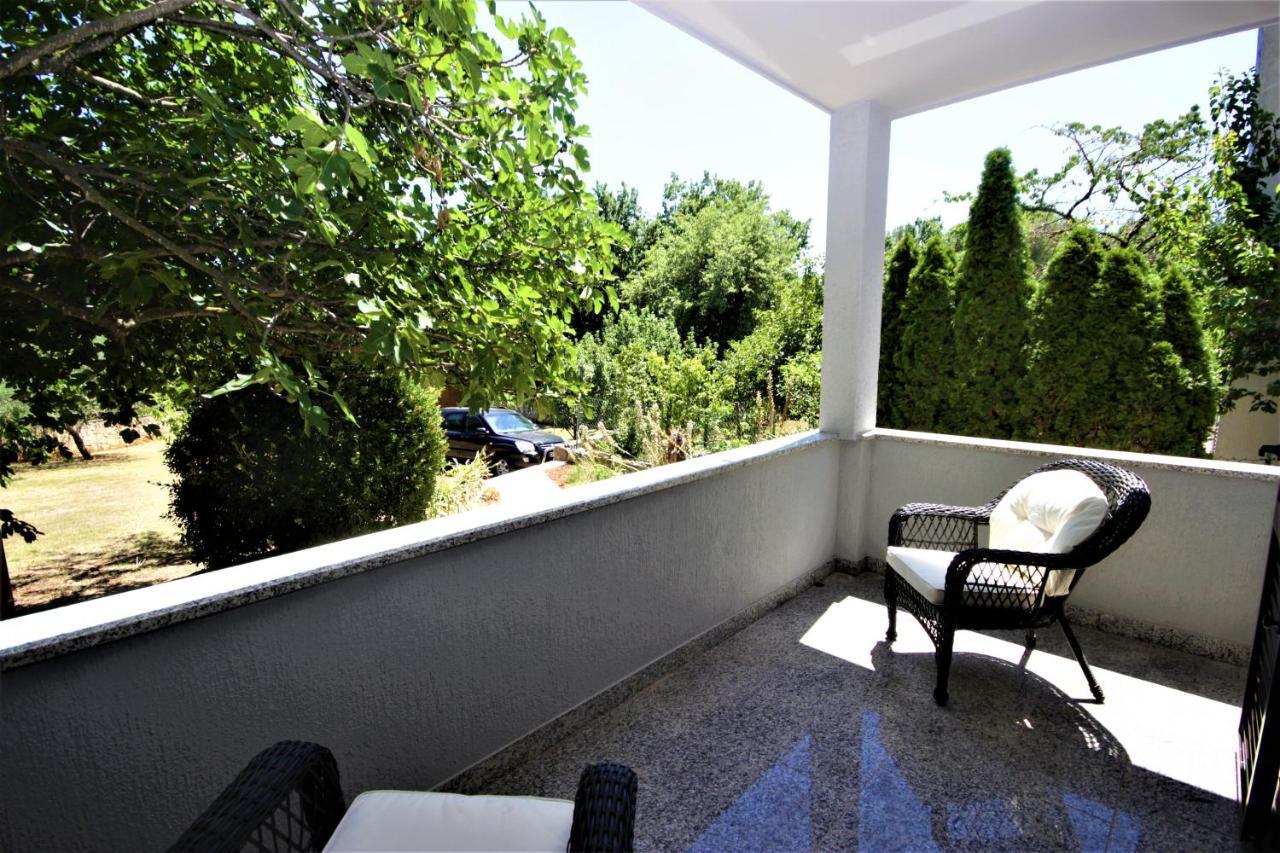 Apartments Smitran Banjole Εξωτερικό φωτογραφία