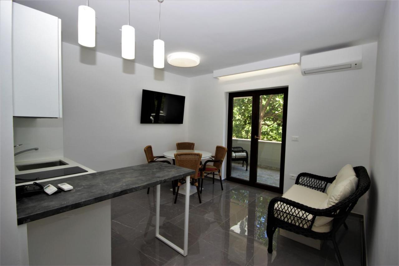 Apartments Smitran Banjole Εξωτερικό φωτογραφία