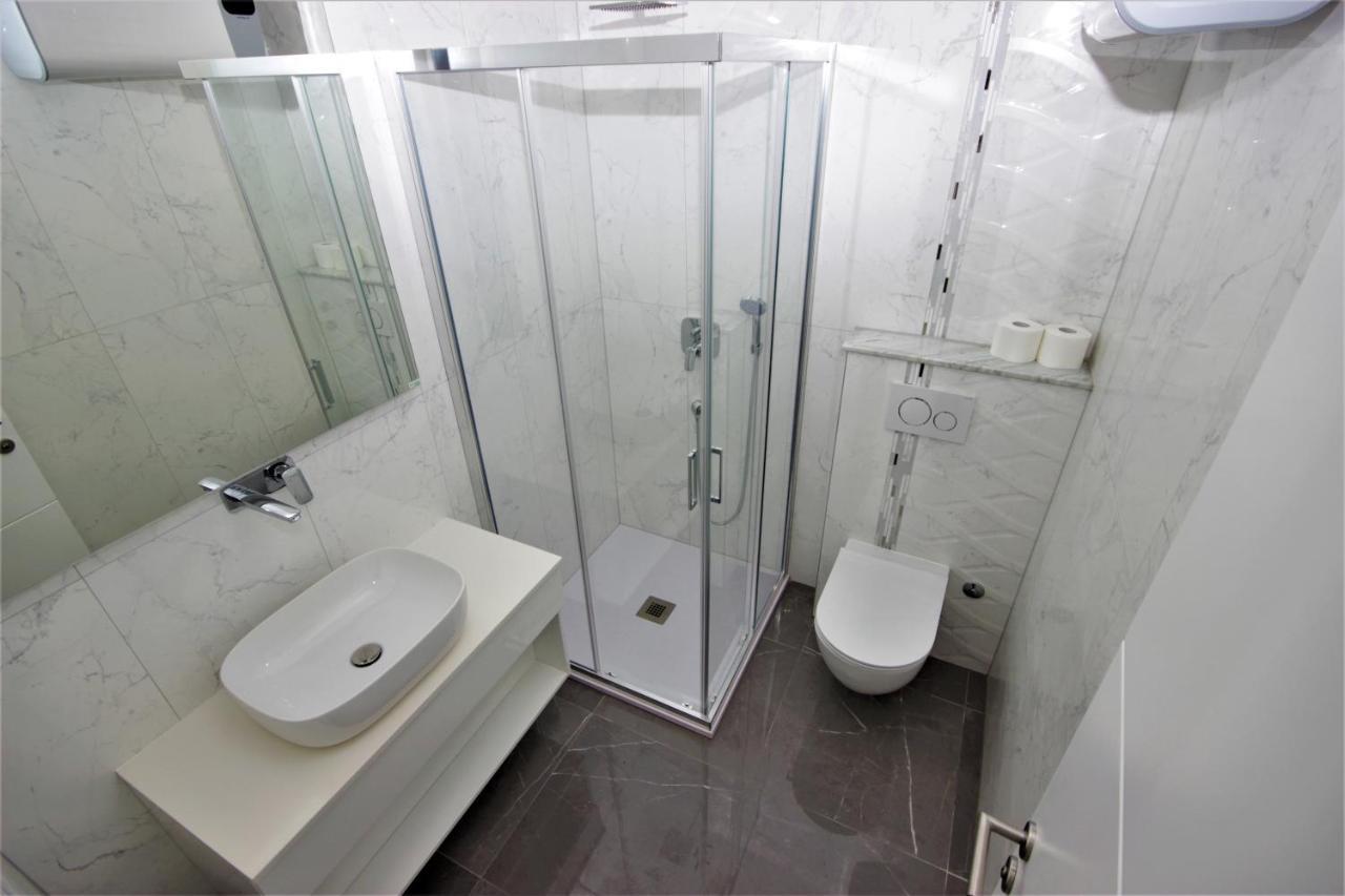 Apartments Smitran Banjole Εξωτερικό φωτογραφία