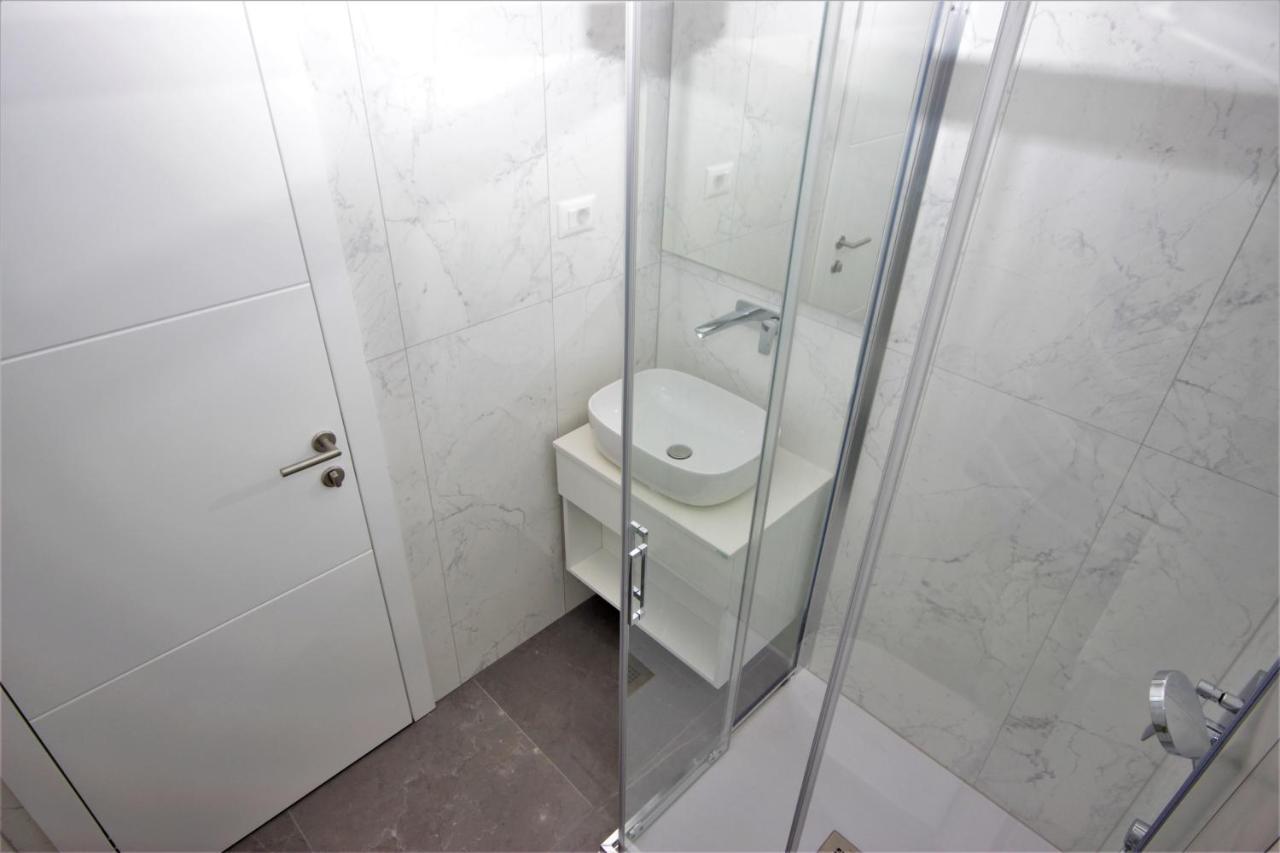 Apartments Smitran Banjole Εξωτερικό φωτογραφία