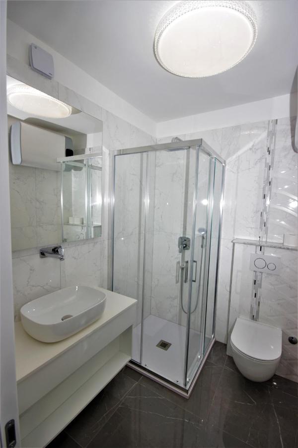 Apartments Smitran Banjole Εξωτερικό φωτογραφία